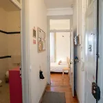 Comfy @ Chiado * リスボン