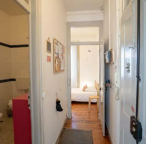 Comfy @ Chiado * Lisbona