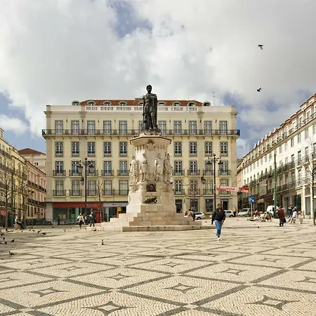Comfy @ Chiado Apartment