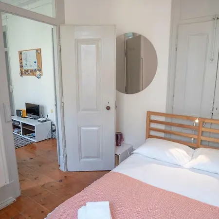 Apartment Comfy @ Chiado Lisbon